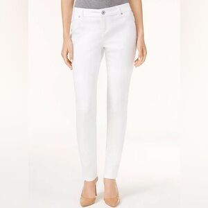INC Women's White Jeans‎ Size 8 Skinny Straight Curvy Fit